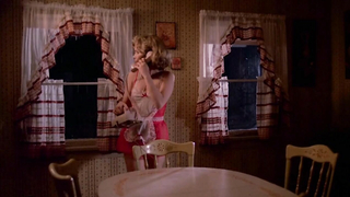 Nackte Promis »: Jamie Lee Curtis nackt, Jennifer Jason Leigh sexy – Grandview USA (1984)