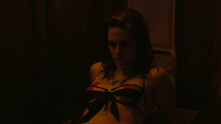 Celebridades nuas »: Kristen Stewart sexy - Welcome to the Rileys (2010)