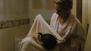 Célébrités nues »: Kristen Stewart sexy - Bienvenue chez les Rileys (2010)