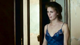 Celebridades desnudas » Marine Vacth sexy - Ma Part Du Gateau (2011)