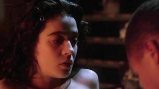 Celebridades nuas » Moira Kelly nua - Daybreak (1993)