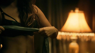 Famosas desnudas » Roxanne McKee sexy, Kim Engelbrecht sexy, Shivani Ghai sexy, Christina Chong desnuda - Dominion s02e08 (2015)