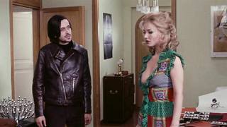 Çıplak ünlüler » Sybil Danning çıplak, Barbara Bouchet çıplak - La dama rossa uccide sette volte (1972)