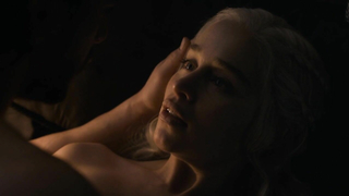 Nackte Promis » Emilia Clarke nackt – Game of Thrones s07e07 (2017)