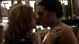 Célébrités nues » Emilia Fox nue - Consuming Passion (2008)