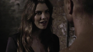 Célébrités nues » Lauren Cohan sexy - Death Race 2 (2010)