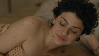 Nackte Promis » Alia Shawkat nackt, Amy Landecker sexy – Transparent s04e04-06 (2017)