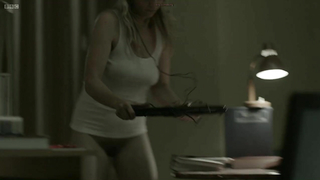 Famosas desnudas » Sofia Helin desnuda - The Bridge s01e02 (2011)