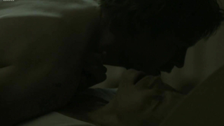 Famosas desnudas » Sofia Helin desnuda - The Bridge s01e02 (2011)