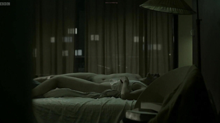 Célébrités nues » Sofia Helin nue - The Bridge s01e02 (2011)