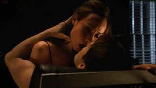 Célébrités nues » Courtney Ford nue - True Blood s04e03 (2011)