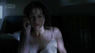 Nude celebs » Carla Gugino sexy - Threshold s01e01 (2005)