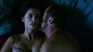 Çıplak ünlüler » Penelope Cruz çıplak, Yohana Cobo seksi - Volver (2006)