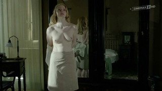 Famosos desnudos » Fiona Glascott desnuda - House of Shadows (2013)