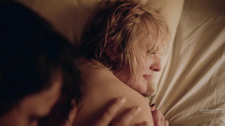 Célébrités nues » Elisabeth Moss nue - The Square (2017)