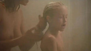 Famosos desnudos » Greta Scacchi desnuda - The Coca-Cola Kid (1985)