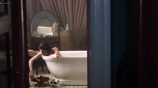 Célébrités nues » Linda Fiorentino nue - The Moderns (1988)