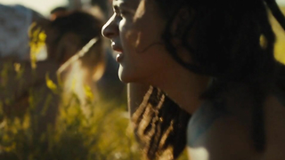 Çıplak ünlüler » Sasha Lane çıplak - American Honey (2016)