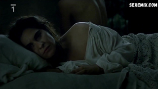 Bea Segura, Nuria Gago breasts, scene in Serrallonga (2008)