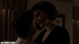 Keri Russell sexy, scène dans The Americans s03e11 (2015)