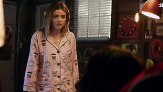 Stormi Maya Lucy Hale, Ariel Ashsexy, Tutte le scene di A Nice Girl Like You (2020)