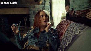 Il seno di Katherine Barrell, scena in Wynonna Earp s03e10 (2018)