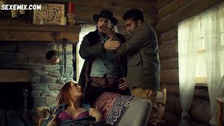 Il seno di Katherine Barrell, scena in Wynonna Earp s03e10 (2018)