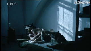 Tatiana Pauhofova sexy, scena in Kousek nebe (2005)