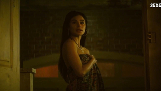 Diane Guerrero, Kayla Ibarra seksi, Doom Patrol s02e09'daki sahne (2020)