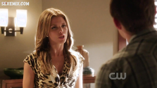 Bikini AnnaLynne McCord, scène dans 90210 s04e04 (2011)