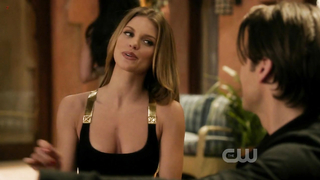 AnnaLynne McCord sexy, Szene in 90210 (2012)