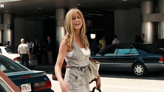 Jennifer Aniston bikinisi, Marley And Me (2008) filmindeki sahne