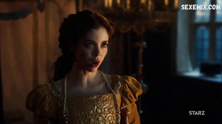 Charlotte Hope, Stephanie Levi-John sexy, Szene in The Spanish Princess s02e01 (2020)