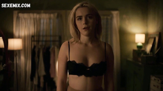 Kiernan Shipka, Diane Kruger lezbiyen Köpekbalıklarıyla Yüzme s01e01 (2022)