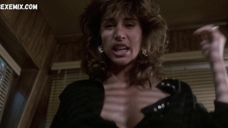 Darcy DeMoss, Friday the 13th Part VI Jason Lives (1986) filminde çok seksi ve baştan çıkarıcıdır.