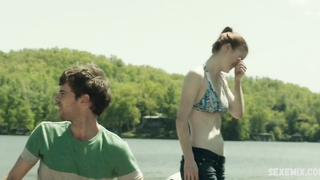 Scena della biancheria intima di Rose Leslie in Honeymoon (2014)