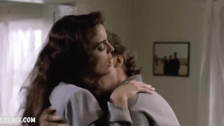 Tracy Scoggins が映画でセックス中にヌードポーズ - In Dangerous Company (1988)