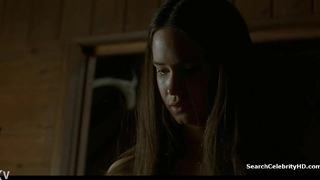 Katherine Waterston mostra os peitos, cena de The Babysitters 2007