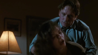 Cena de nudez de Jeanne Tripplehorn em Instinto Básico (1992)