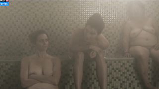 Amy Landecker, Gaby Hoffmann Nacktszene in Transparent s02e05 (2015)