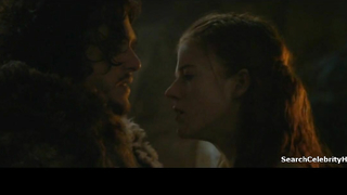 Rose Leslie Game of Thrones'ta çıplak