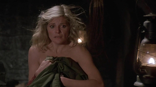 Helen Shaver en una escena desnuda de The Park Is Mine. Nos muestra las tetas.