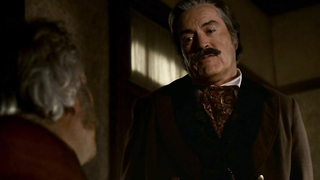 Sarah B. Lund çıplak, üstsüz. Deadwood s03e05 (2006) sahnesi