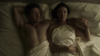 Molly Parker House of Cards'ın seksi sahnesinde Molly Parker seks sahnesinde oldukça ateşli görünüyor.