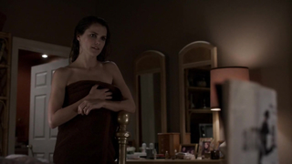 Keri Russell nos mostra sua bunda - The Americans s03e03 (2015)