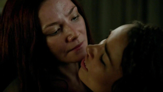 Lise Slabber desnuda, Jessica Parker Kennedy sexy, Clara Paget sexy, escena de sexo - Black Sails s02e01 (2014)