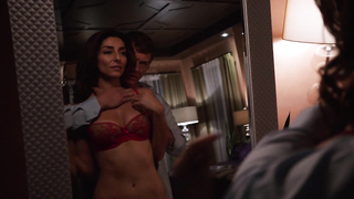 Beau Garrett sexy, Necar Zadegan sexy, scène de sous-vêtements - Guide des copines sur le divorce s01e01-07 (2014)