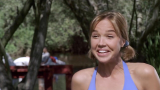 Arielle Kebbel のヌード ビデオ - American Pie: Band Camp (2005)