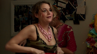 Alexa Vega nuda, Saige Thompson - La miniera abbandonata (2013)