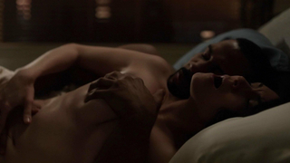 Lucy Walters desnuda, Lela Loren desnuda, escena de sexo de Power s01e08 (2014)